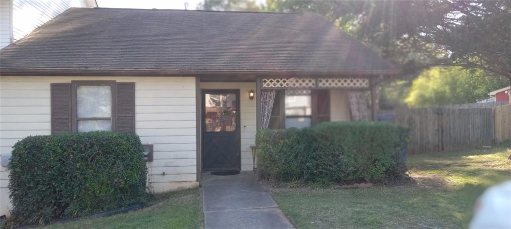 8219 Canyon Forge Dr., Riverdale, GA 30274