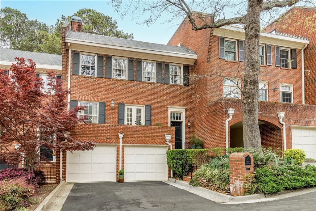 105 Jefferson Cir., Sandy Springs, GA 30328
