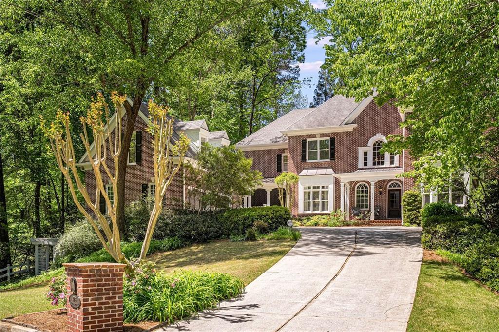 978 Moores Club Pl., Atlanta, GA 30319