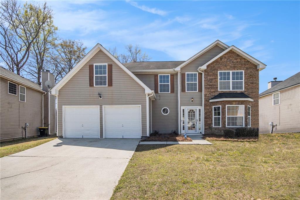 8271 Champion Tr., Fairburn, GA 30213