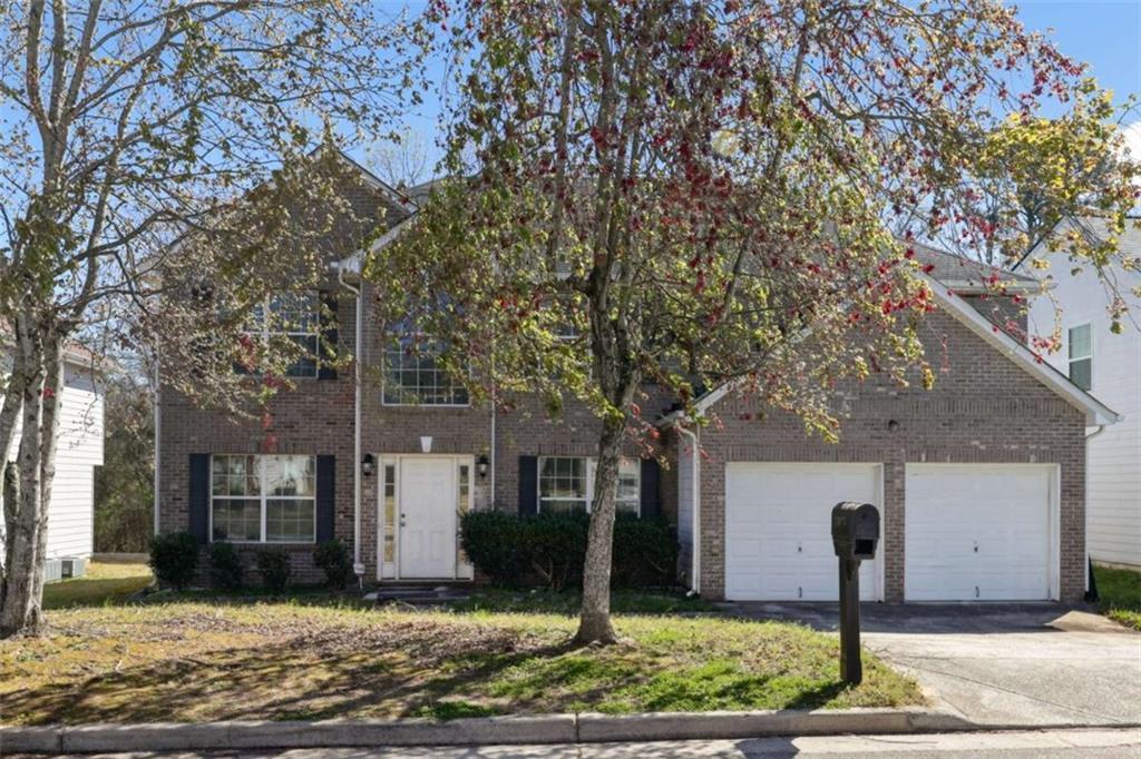 1640 Rice Sq., Lithonia, GA 30058