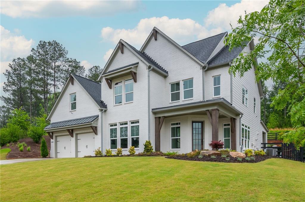 1011 Ridgeview Rd., Woodstock, GA 30188
