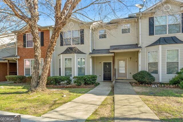 127 Hawkeye Ln., Conyers, GA 30012