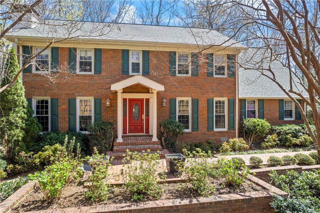 674 Tommy Aaron Dr., Gainesville, GA 30506