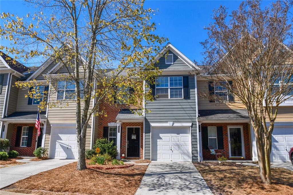 904 Magnolia Leaf Dr., Woodstock, GA 30188