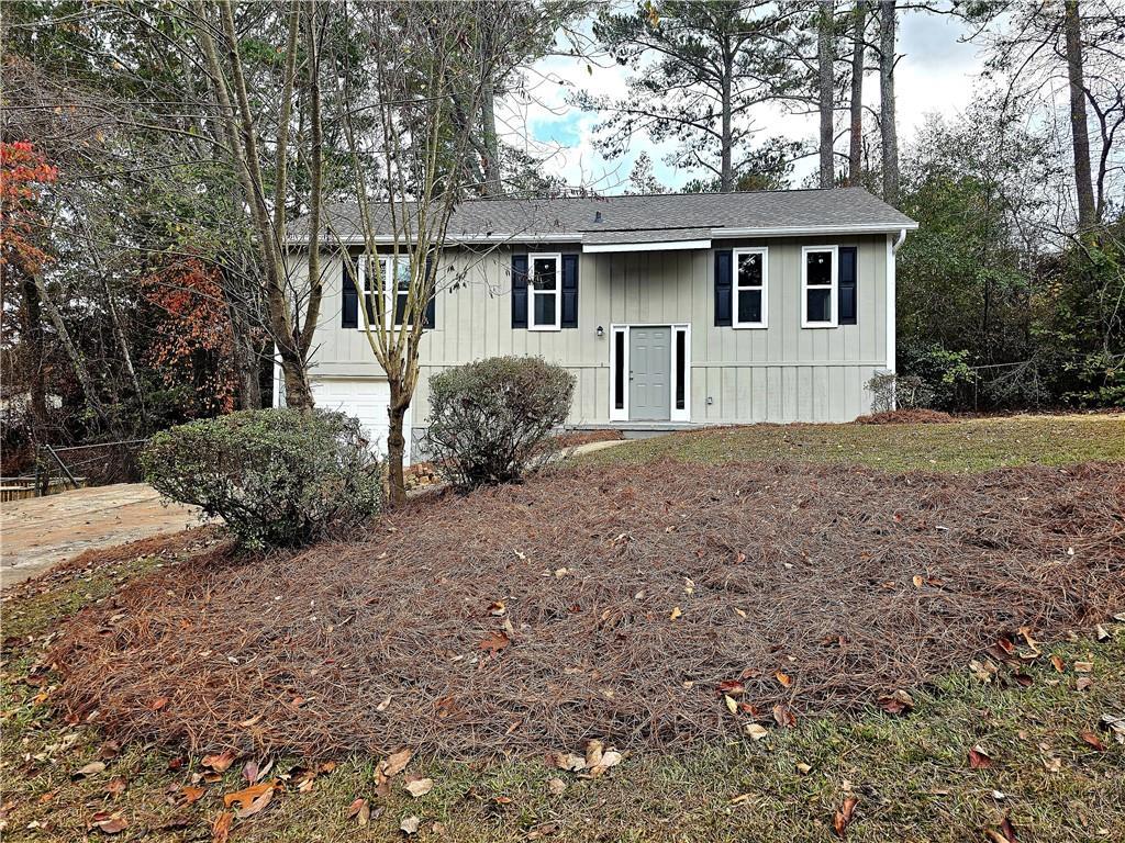 4232 Chickasaw Tr., Douglasville, GA 30135
