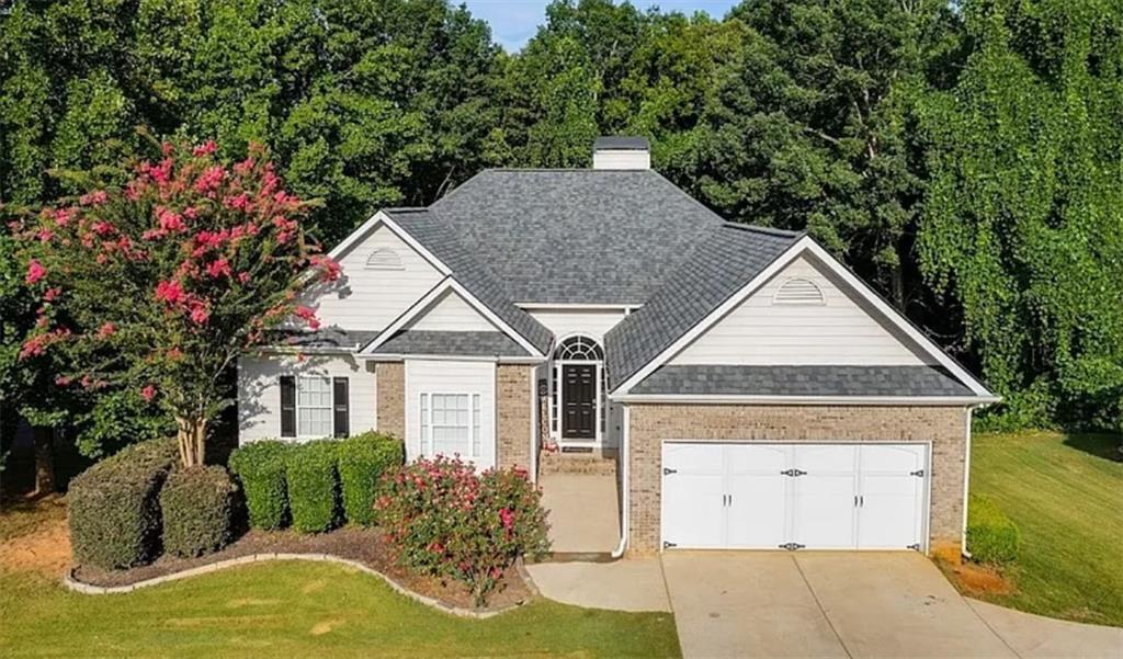 5915 Windsorcreek Dr., Douglasville, GA 30135