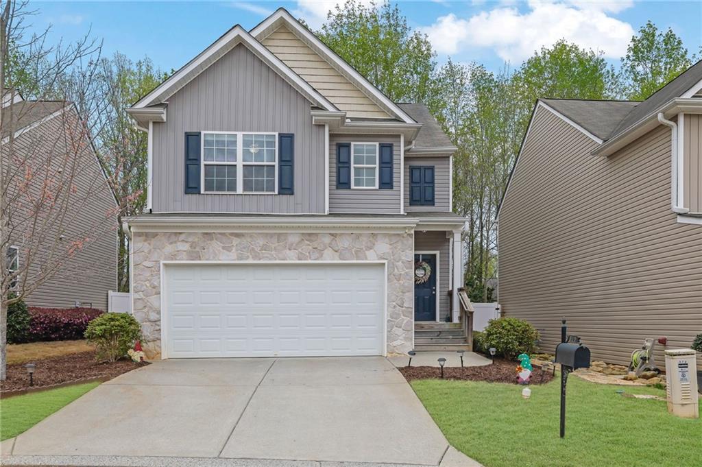 565 Arrowhead Dr., Dallas, GA 30132