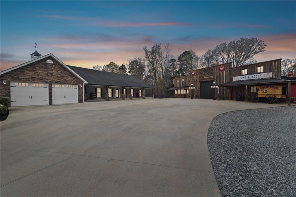 160 Westmoreland Rd., Lula, GA 30554