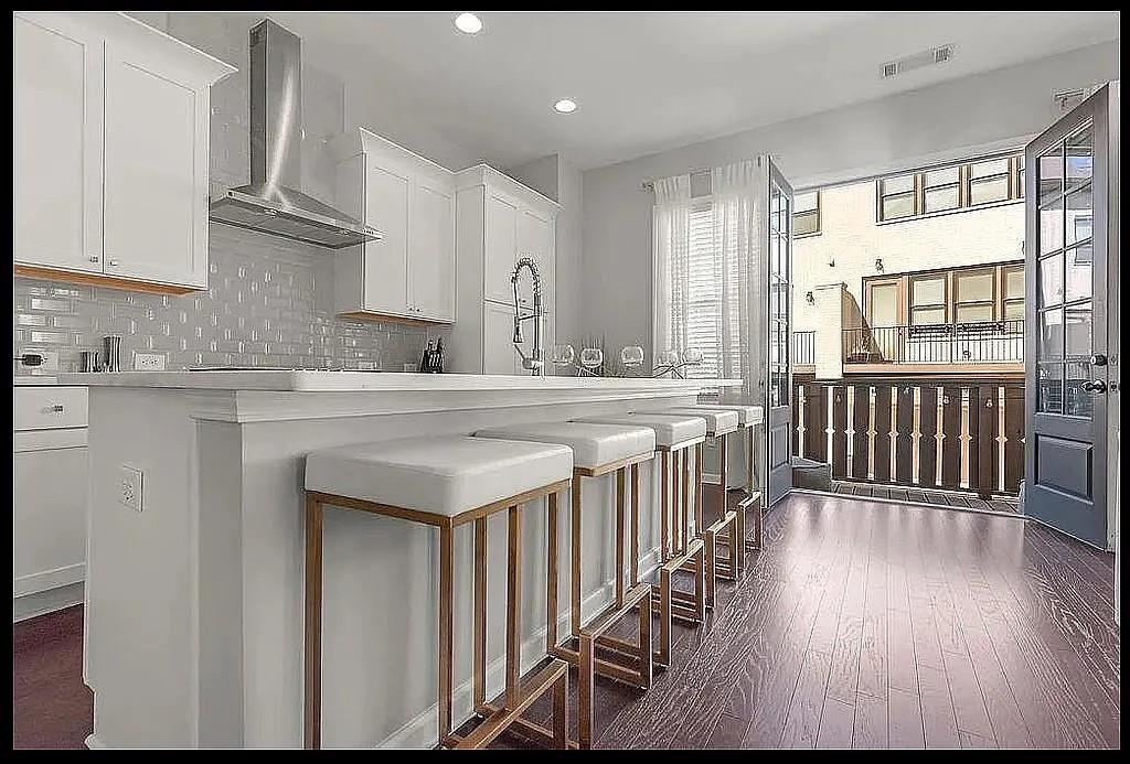 6812 Cadence Blvd., Atlanta, GA 30328