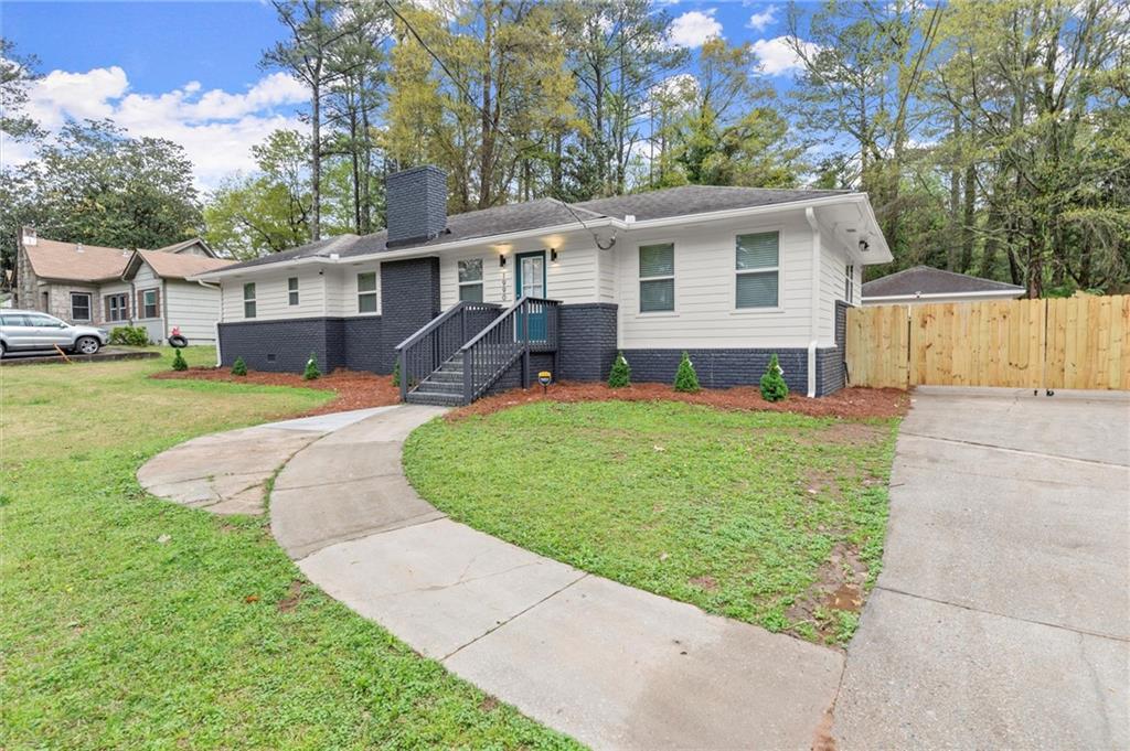 1990 Venetian Dr., Atlanta, GA 30311