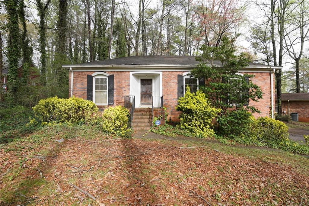 4698 Fellsridge Dr., Stone Mountain, GA 30083
