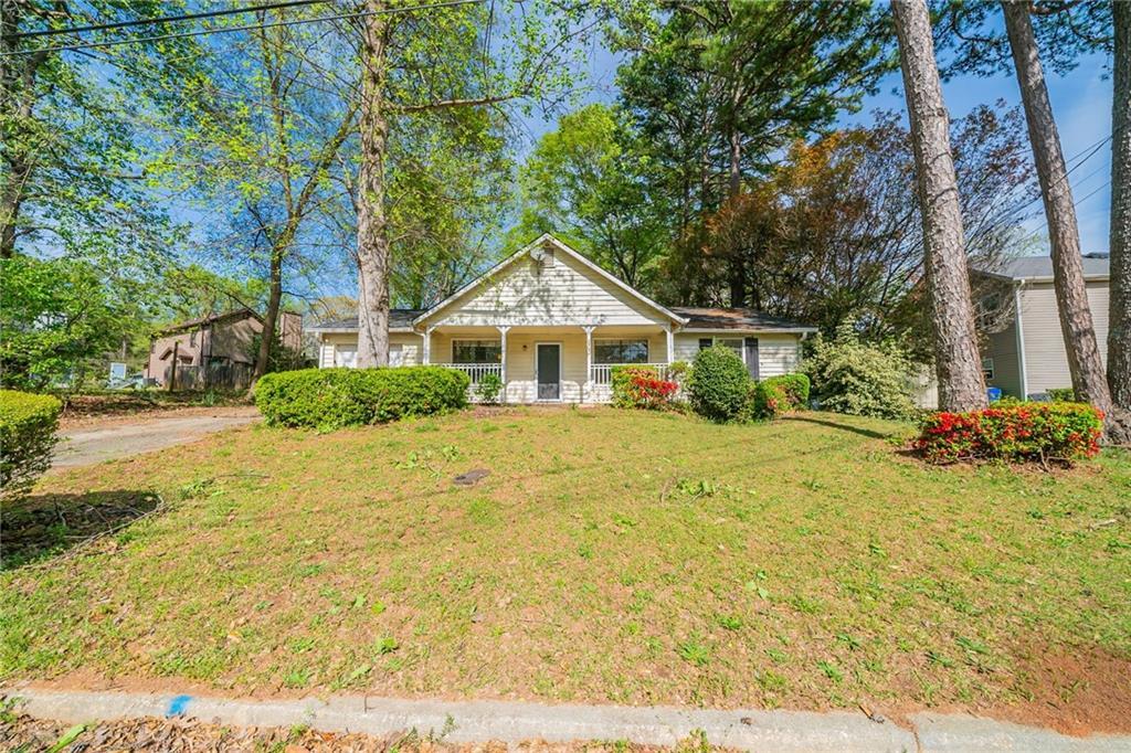 5255 Biffle Downs Rd., Stone Mountain, GA 30088