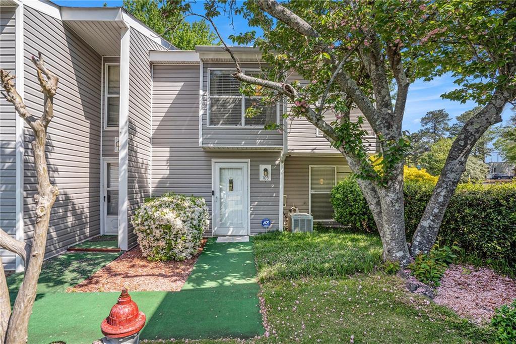 105 Governors Dr., Forest Park, GA 30297
