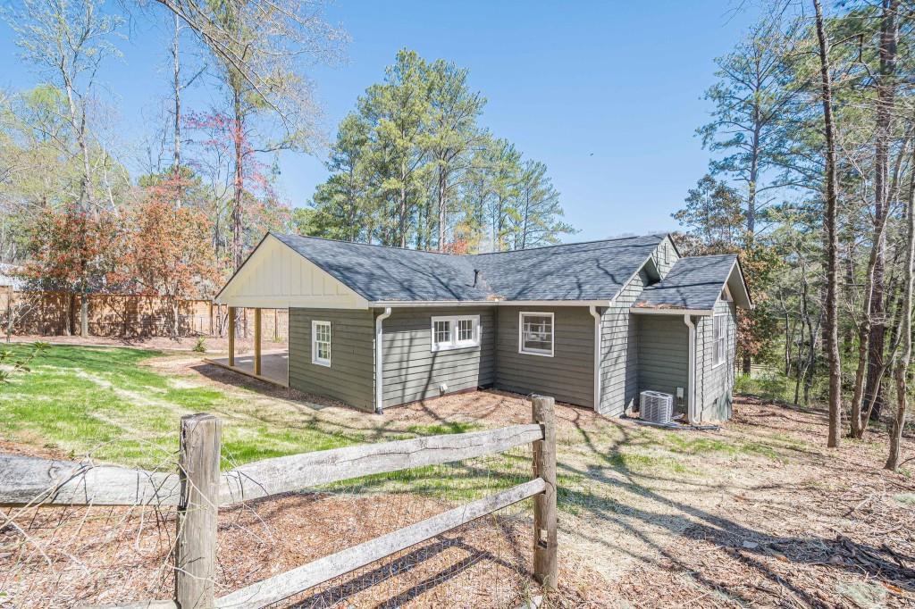 524 S Holly Springs Rd., Woodstock, GA 30188