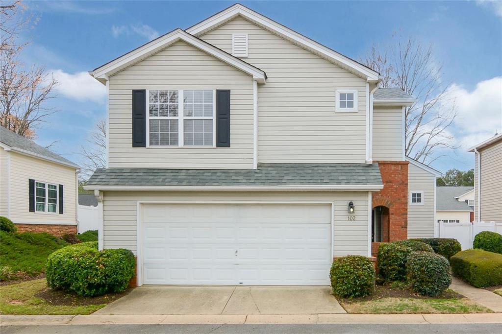 102 Manley Ct., Woodstock, GA 30188