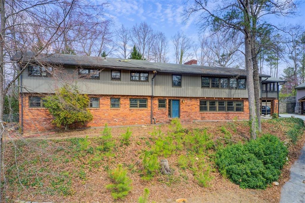 120 Maryeanna Dr., Atlanta, GA 30342