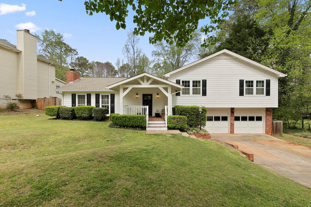 1068 Gwens Tr., Lilburn, GA 30047