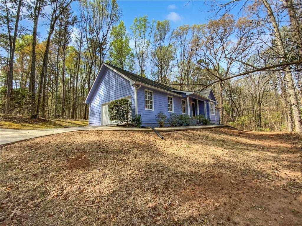 160 Benjamin Cir., Fayetteville, GA 30214