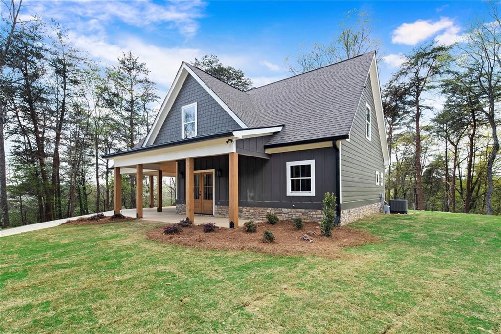 242 Mckelvey Cir., Taylorsville, GA 30178