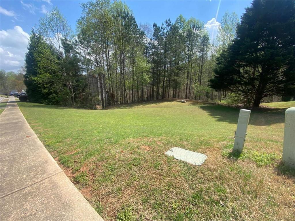 7293 Litany Ct., Flowery Branch, GA 30542