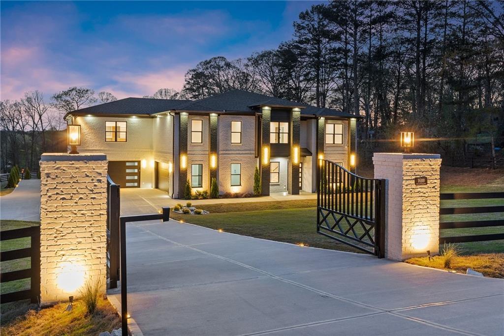 1688 Mineral Springs Rd., Hoschton, GA 30548