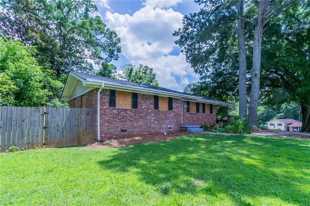 3932 Lindsey Dr., Decatur, GA 30035
