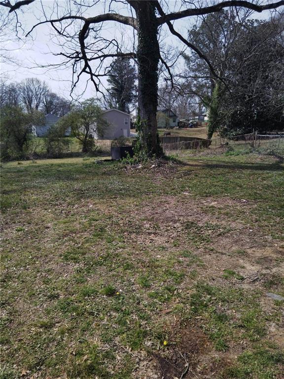 2152 Martin Luther King Jr Dr., Atlanta, GA 30310