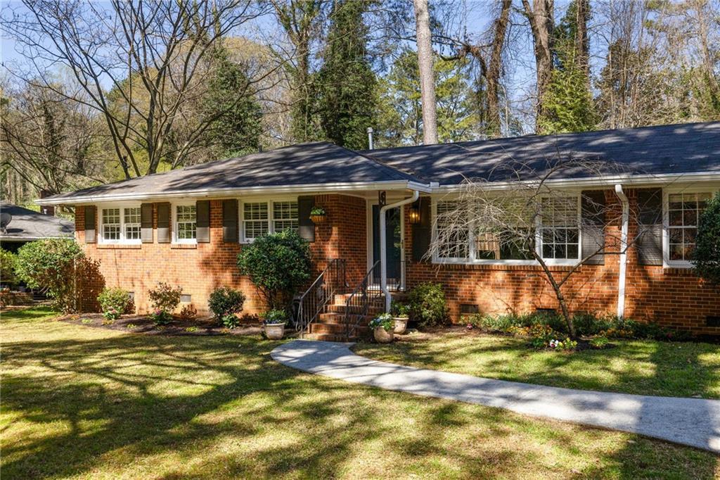 3095 Meadow Lark Ln., Atlanta, GA 30344