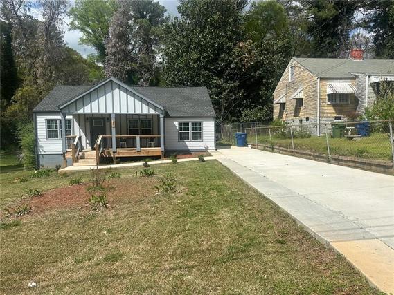 New Homes with Master Bedrooms on the 1st Floor That Attend Beecher Hills Elementary School: March 29th to April 4th