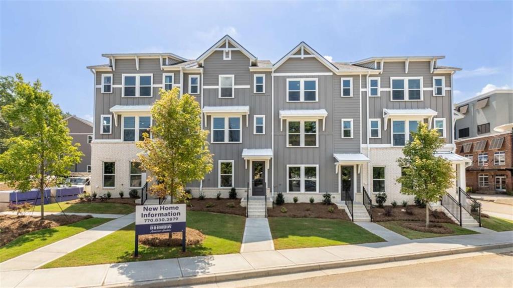 111 Chestnut Trace #9, Hapeville, GA 30354