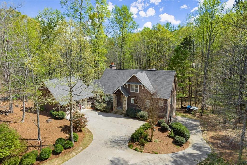 208 Greenhill Dr., Dallas, GA 30157