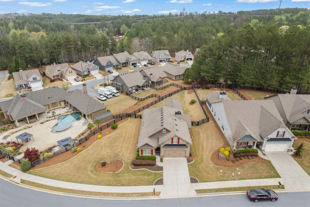 103 Hawthorne Ridge Cir., Dallas, GA 30132
