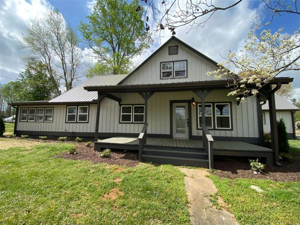 148 Summercrest Ln., Mount Airy, GA 30563