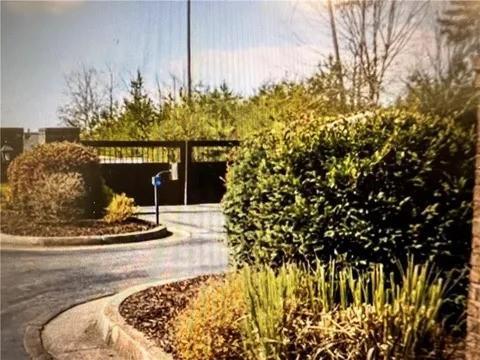 6016 Bluewater Blvd., Gainesville, GA 30506