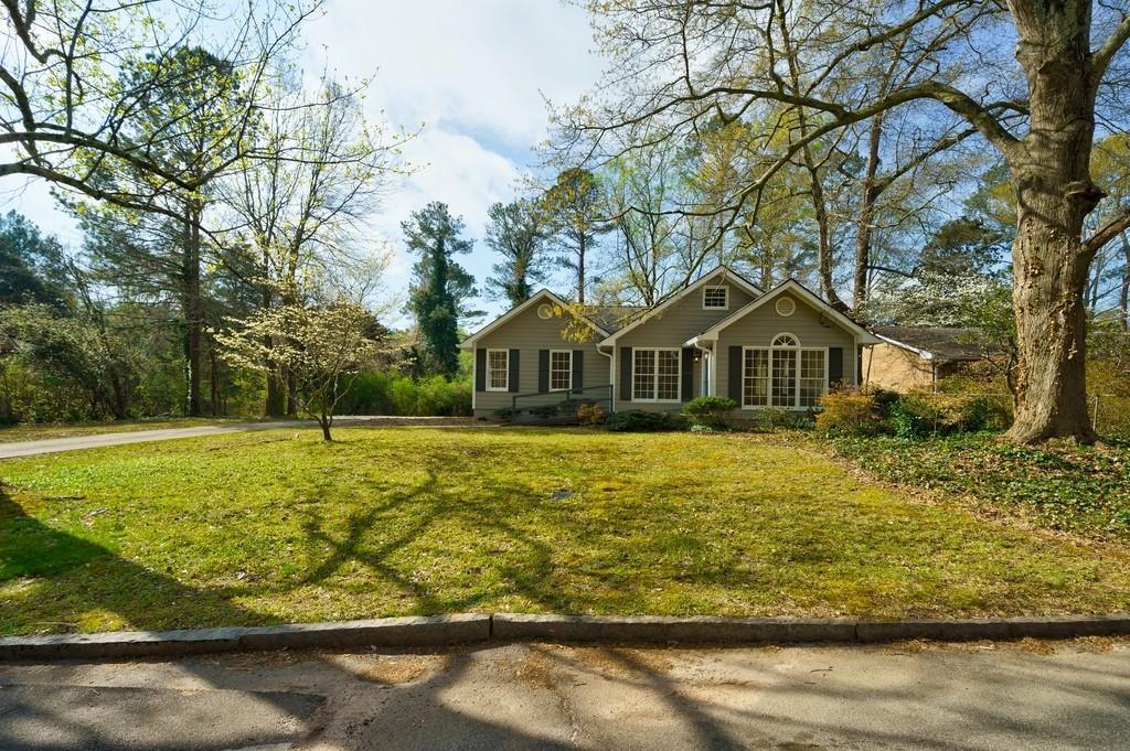 2867 Payton Rd., Atlanta, GA 30345