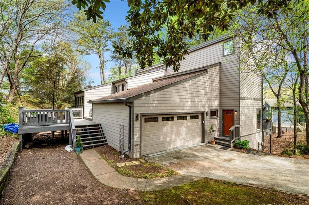 8885 N Mount Dr., Johns Creek, GA 30022