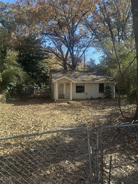 5168 Ellen St., Forest Park, GA 30297