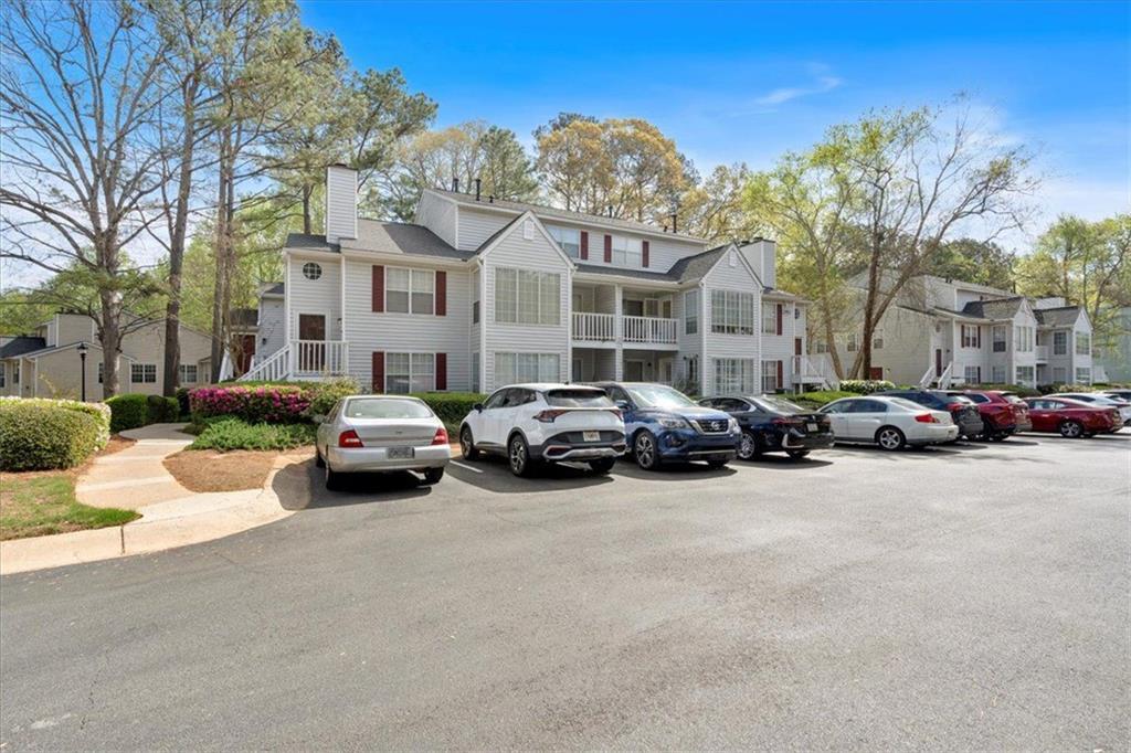 513 Glenleaf Dr., Peachtree Corners, GA 30092