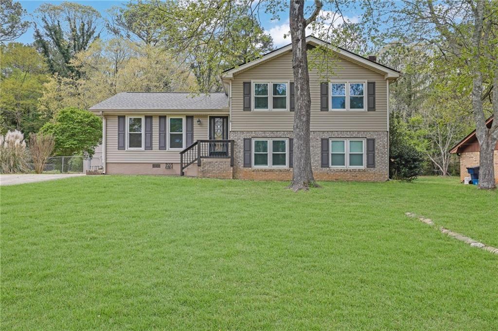 2531 Falcon Ridge Dr., Grayson, GA 30017