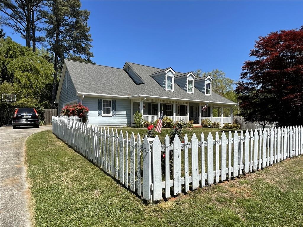 5167 Manitu Ct., Lilburn, GA 30047