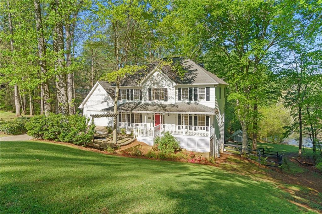 2210 Hamstead Ct., Suwanee, GA 30024