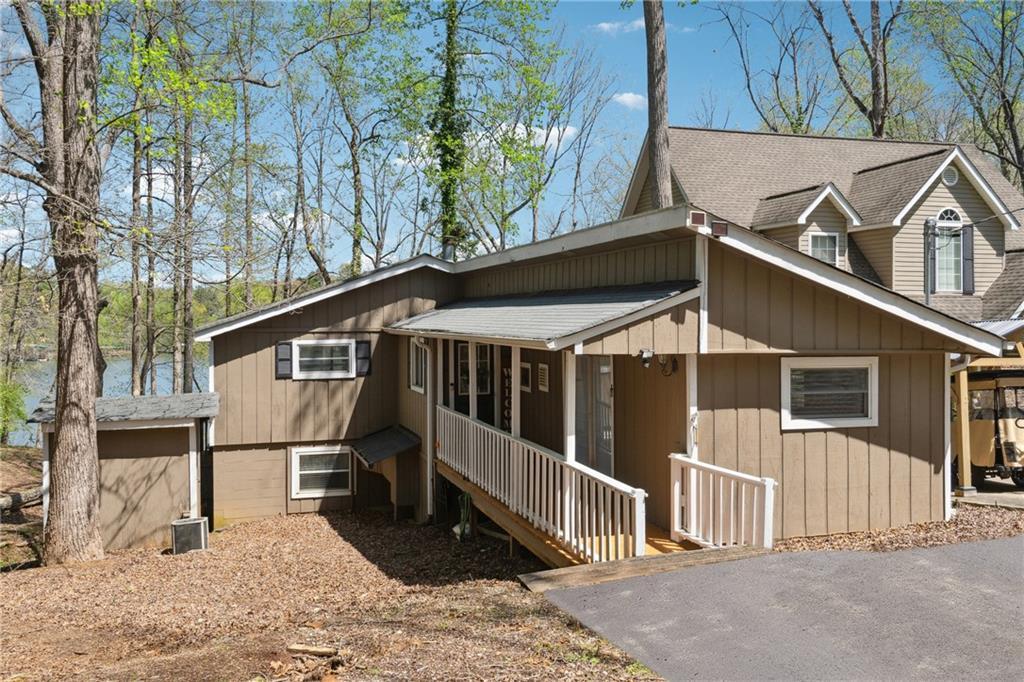 6609 Lakeshore Dr., Gainesville, GA 30506