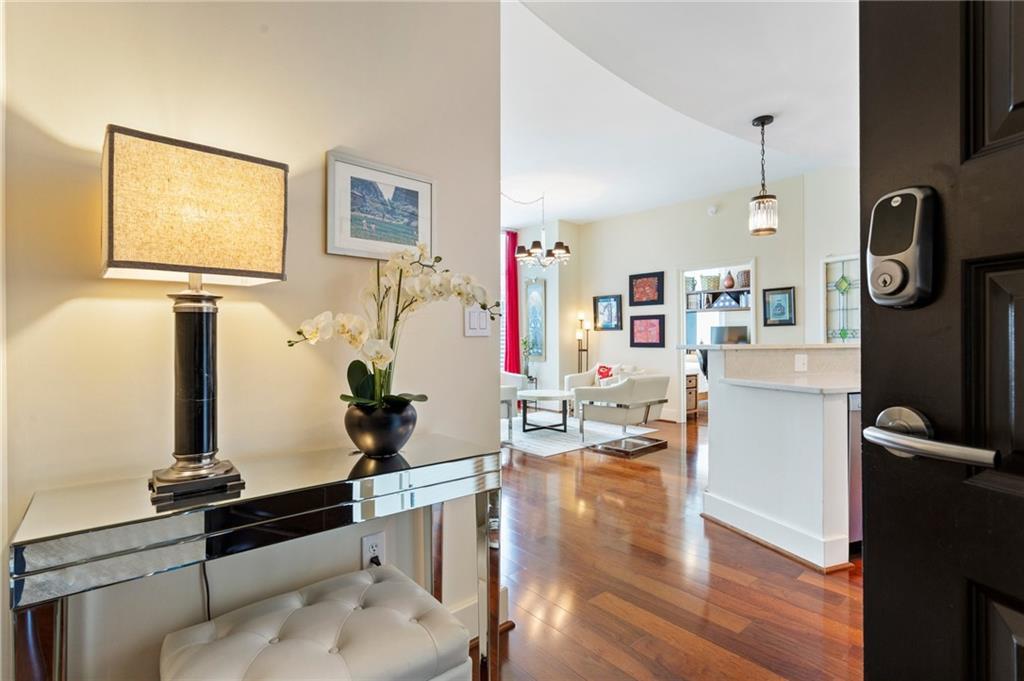 1080 Peachtree St. #3213, Atlanta, GA 30309