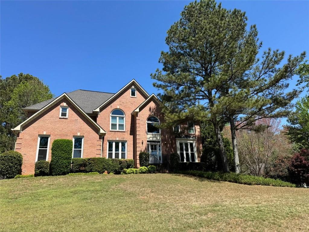 680 Estate Club Cir., Roswell, GA 30075