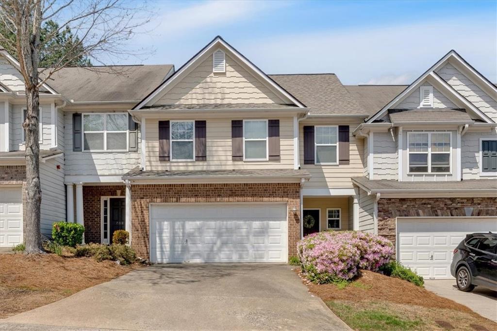 706 Woodland Pl., Woodstock, GA 30188
