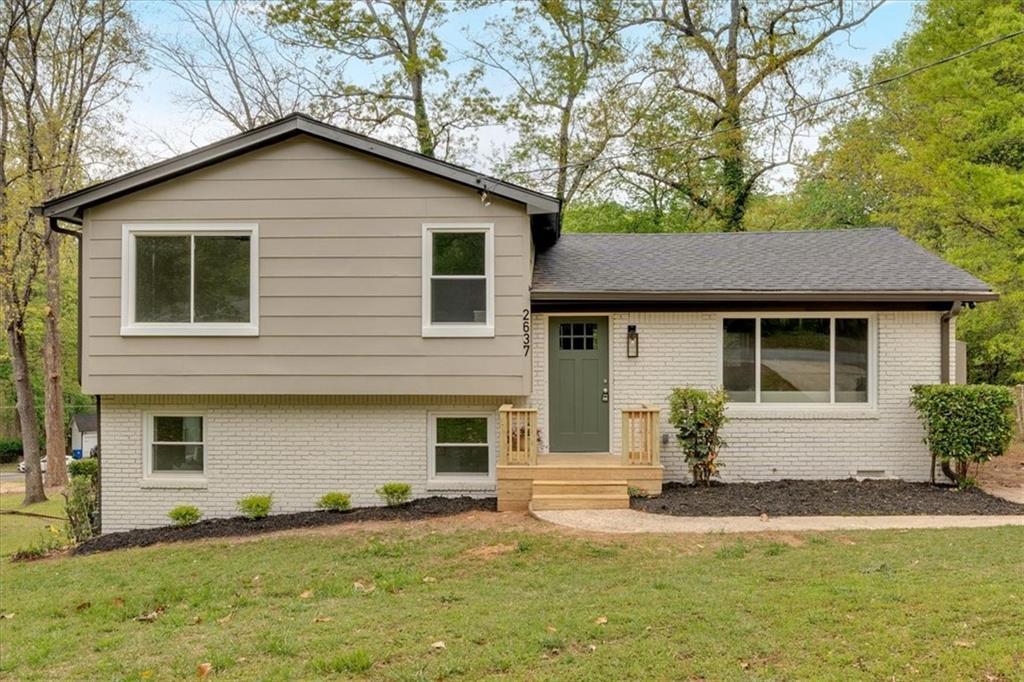 2637 Crestdale Cir., Atlanta, GA 30316