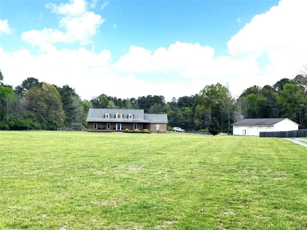 745 Pleasant Valley Rd., Silver Creek, GA 30173