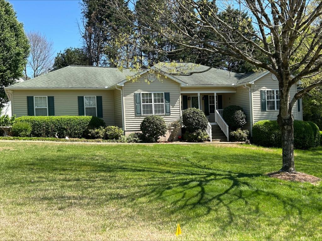 3753 Maple Forge Ln., Gainesville, GA 30504