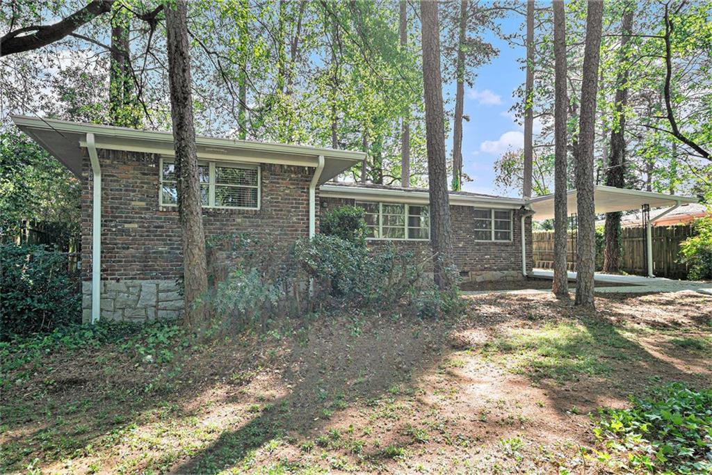 2480 Warwick Cir., Atlanta, GA 30345